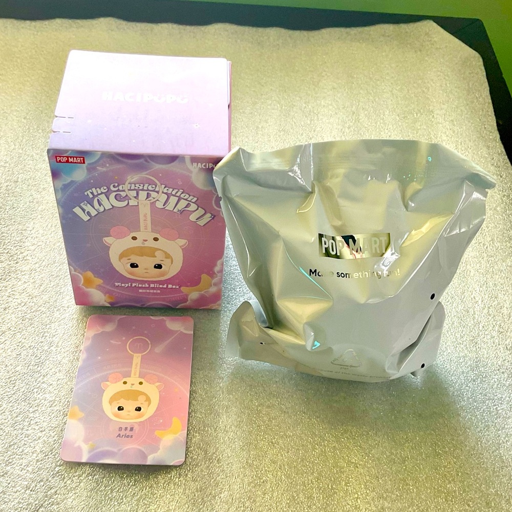 AUTHENTIC Pop Mart Hacipupu The Constellation Vinyl Plush Pendant Blind Box